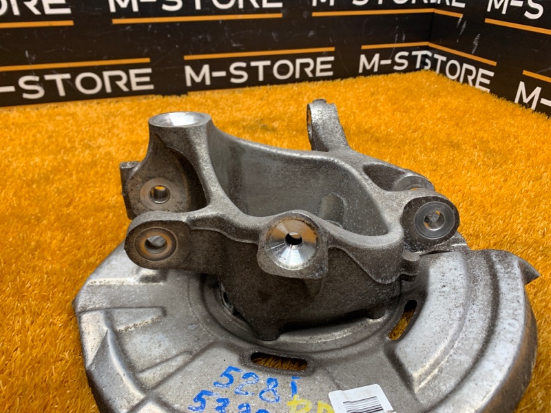 кулак поворотный, 1000 рублей, Красноярск