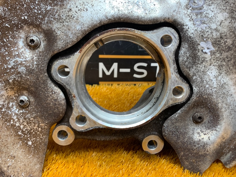 кулак поворотный, 1400 рублей, Красноярск