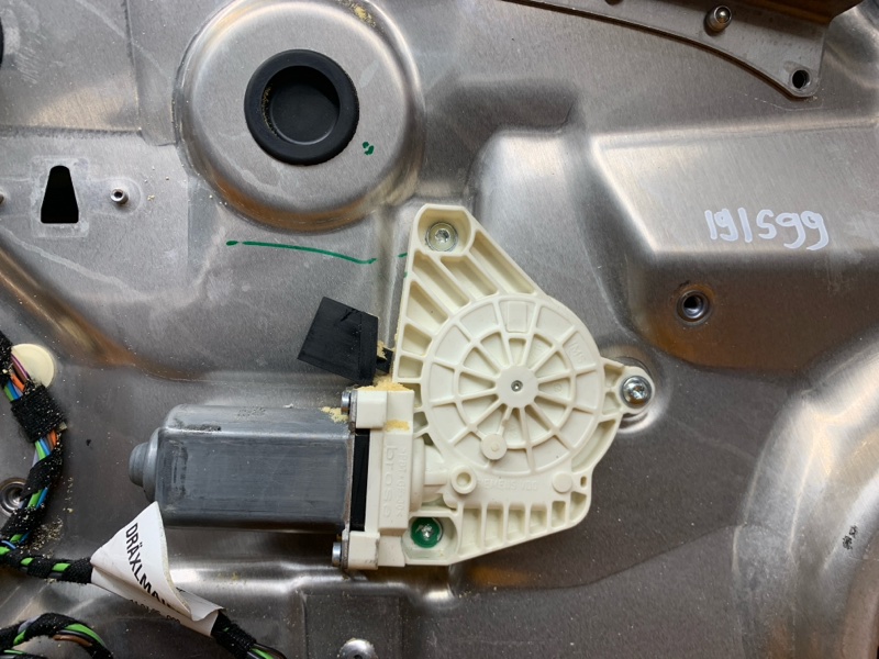 стеклоподъемник, 930 рублей, Красноярск