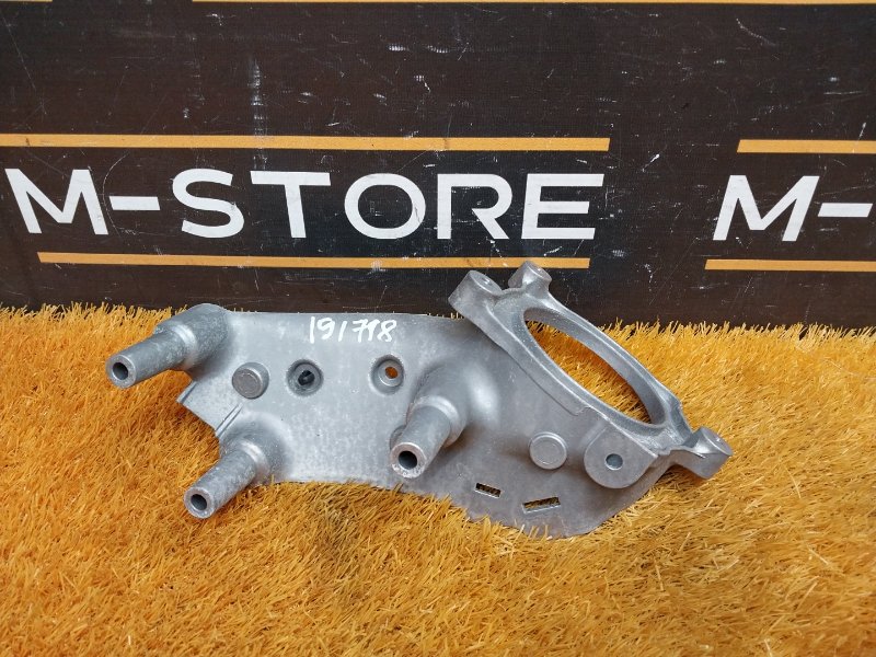 кронштейн насоса продувки катализатора, 340 рублей, Красноярск