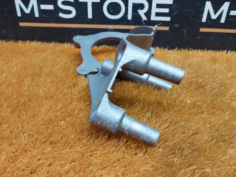 кронштейн насоса продувки катализатора, 340 рублей, Красноярск