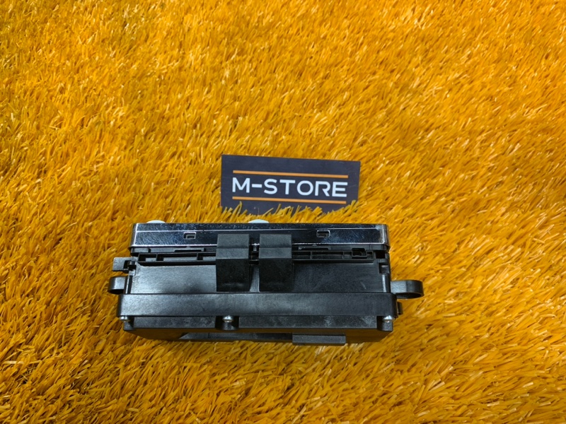 Блок управления стеклоподъемниками, 1000 рублей, Красноярск