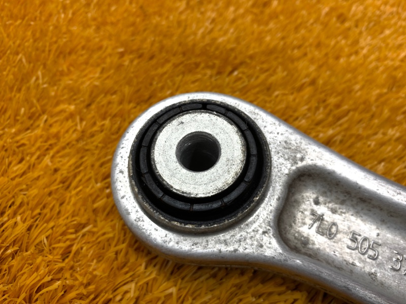 Рычаг подвески верхний, 960 рублей, Красноярск