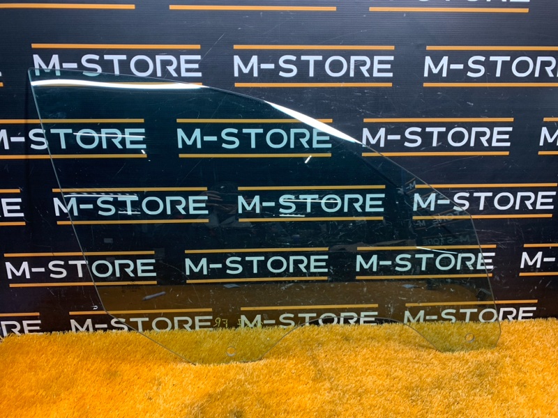 Стекло боковое, 850 рублей, Красноярск