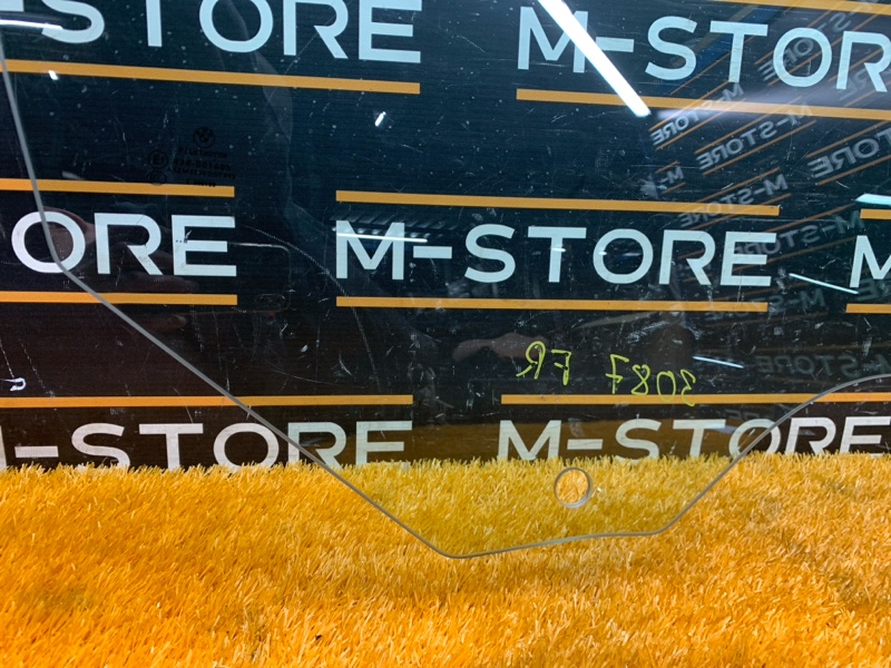 Стекло боковое, 850 рублей, Красноярск