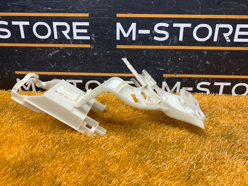 Кронштейн замка двери, 340 рублей, Красноярск