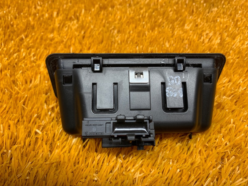 ручка багажника, 1000 рублей, Красноярск