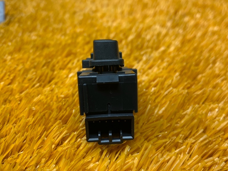 Кнопка центрального замка, 350 рублей, Красноярск