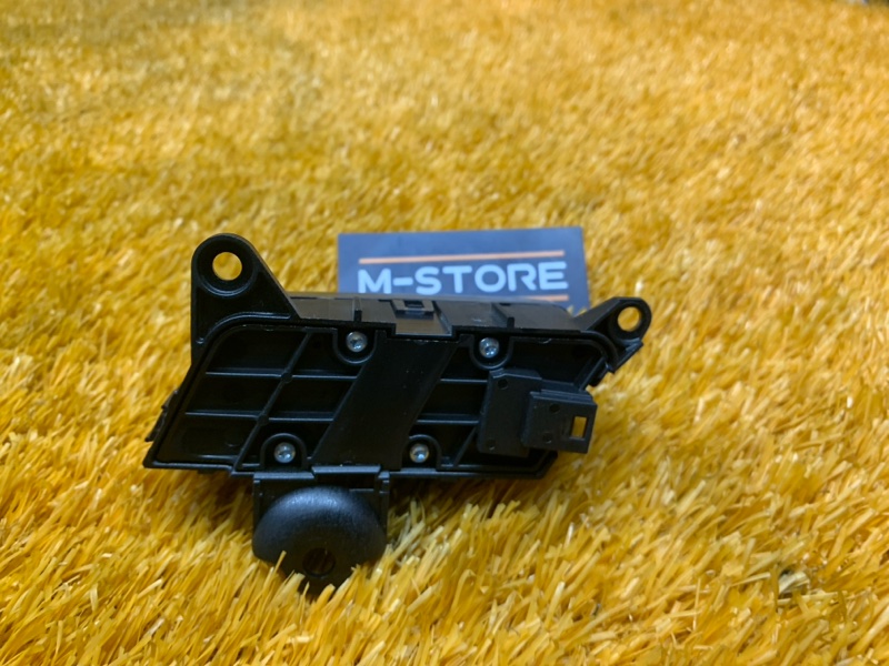 Кнопка центрального замка, 500 рублей, Красноярск