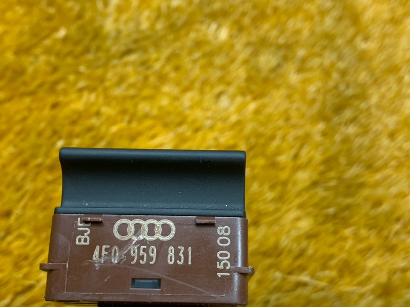 Кнопка открывания багажника, 200 рублей, Красноярск