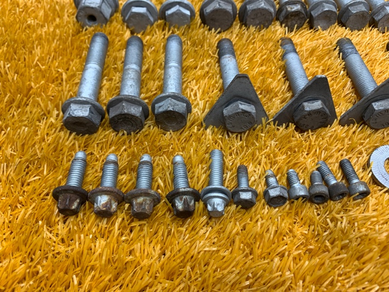 Болты и гайки задней подвески, 630 рублей, Красноярск