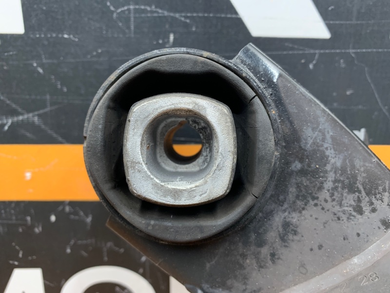 Балка поперечная (подрамник), 3000 рублей, Красноярск