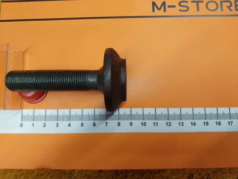 Болт привода, 200 рублей, Красноярск