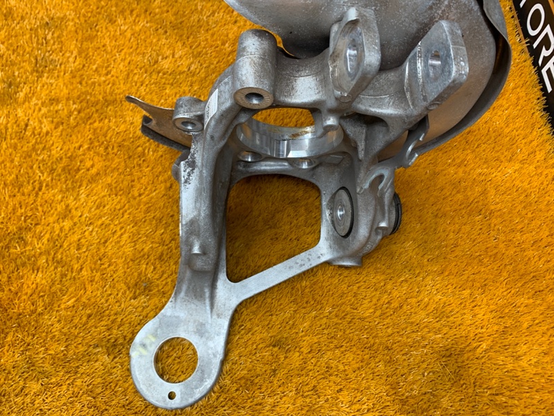 кулак поворотный, 1400 рублей, Красноярск