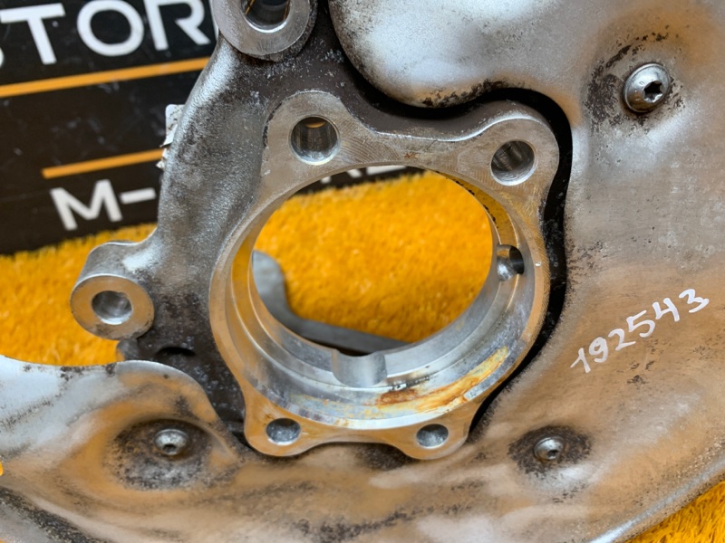 кулак поворотный, 1400 рублей, Красноярск