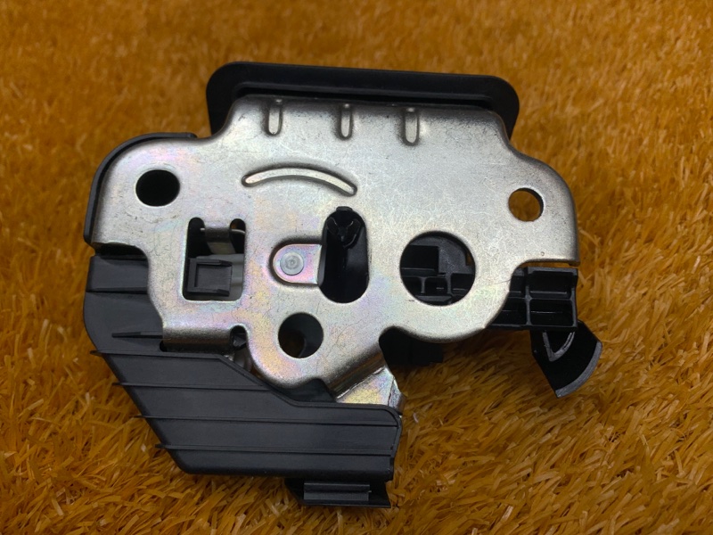 замок багажника, 1300 рублей, Красноярск