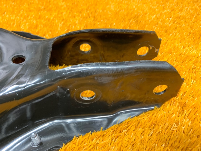 Рычаг подвески нижний, 1400 рублей, Красноярск