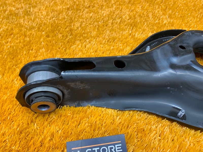 Рычаг подвески нижний, 1400 рублей, Красноярск