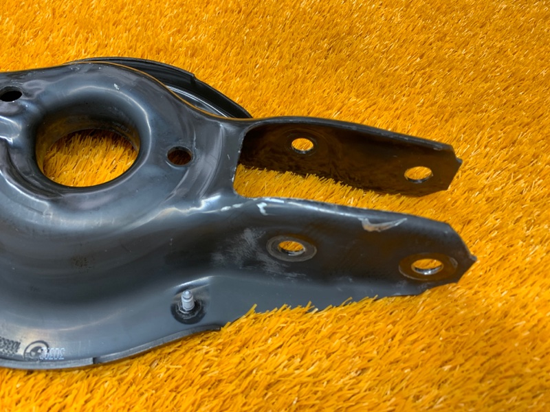 Рычаг подвески нижний, 1400 рублей, Красноярск