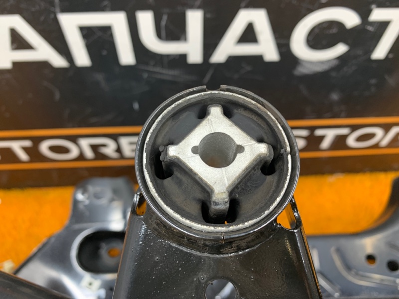 Балка поперечная (подрамник), 5000 рублей, Красноярск