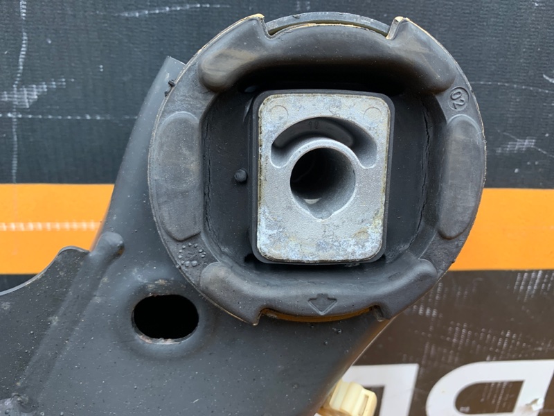 Балка поперечная (подрамник), 5000 рублей, Красноярск