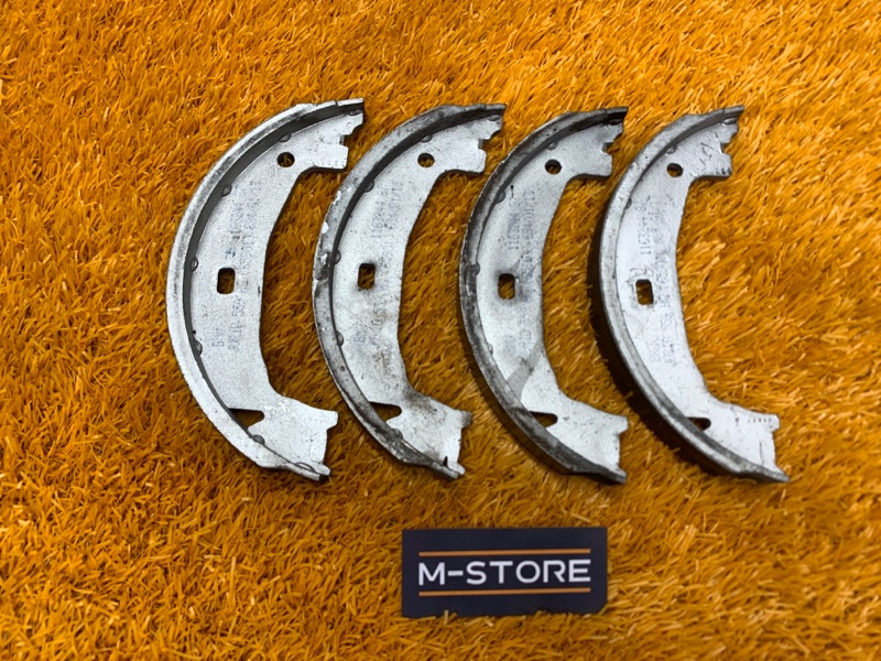 Колодки ручника, 500 рублей, Красноярск