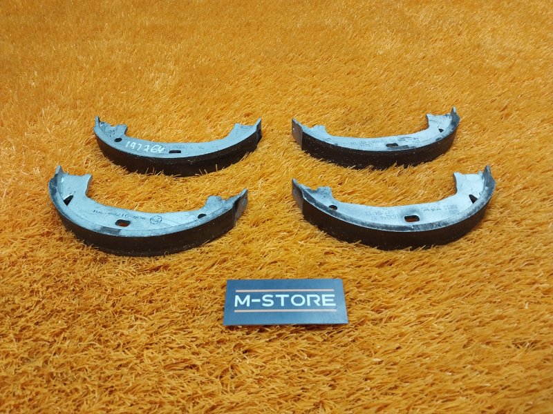 Колодки ручника, 500 рублей, Красноярск