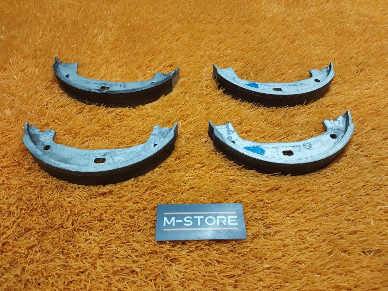 Колодки ручника, 500 рублей, Красноярск