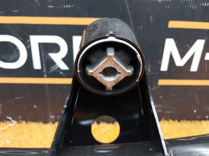 Балка поперечная (подрамник), 2500 рублей, Красноярск