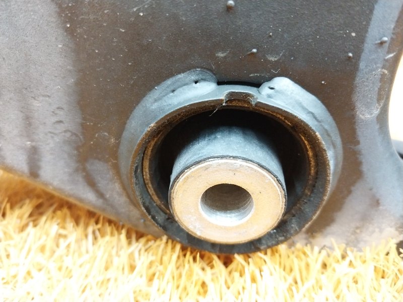 Балка поперечная (подрамник), 3800 рублей, Красноярск