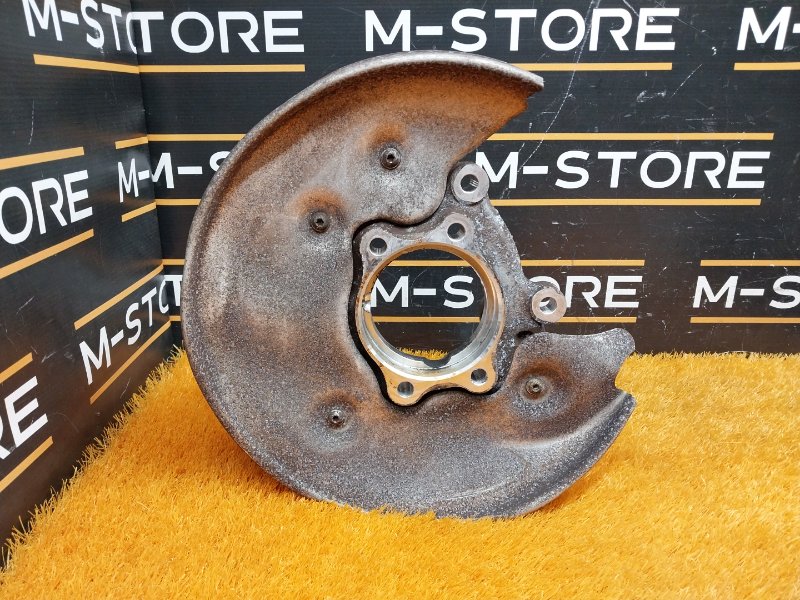 кулак поворотный, 1400 рублей, Красноярск