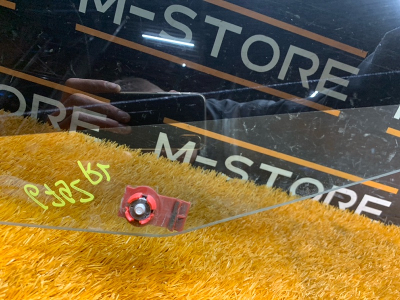 Стекло боковое, 300 рублей, Красноярск