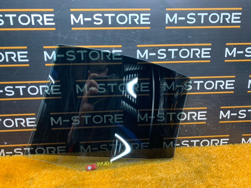 Стекло боковое, 300 рублей, Красноярск