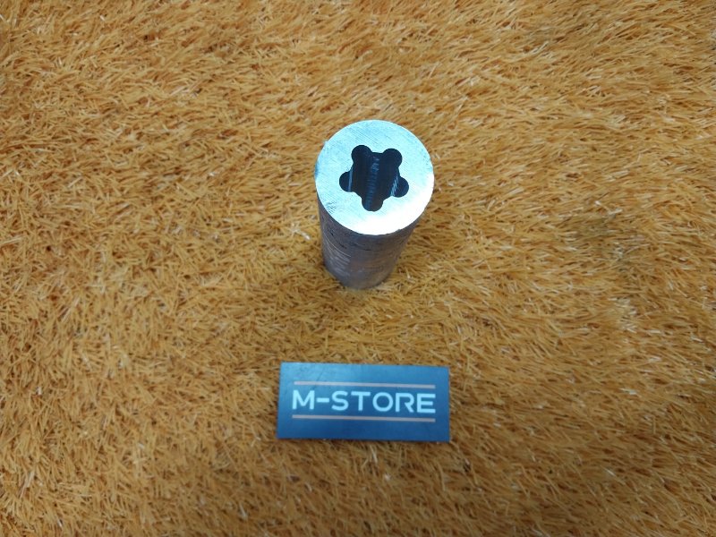 Втулка распорная, 200 рублей, Красноярск