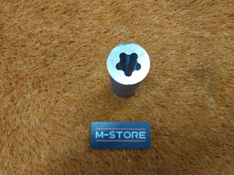 Втулка распорная, 200 рублей, Красноярск