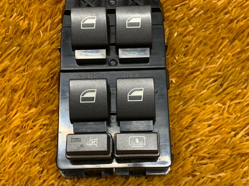 Блок управления стеклоподъемниками, 1000 рублей, Красноярск