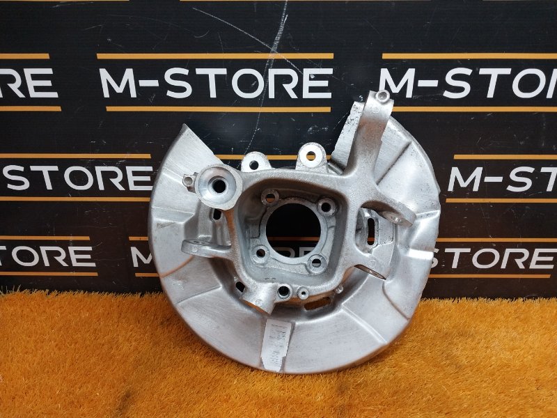 кулак поворотный, 2000 рублей, Красноярск