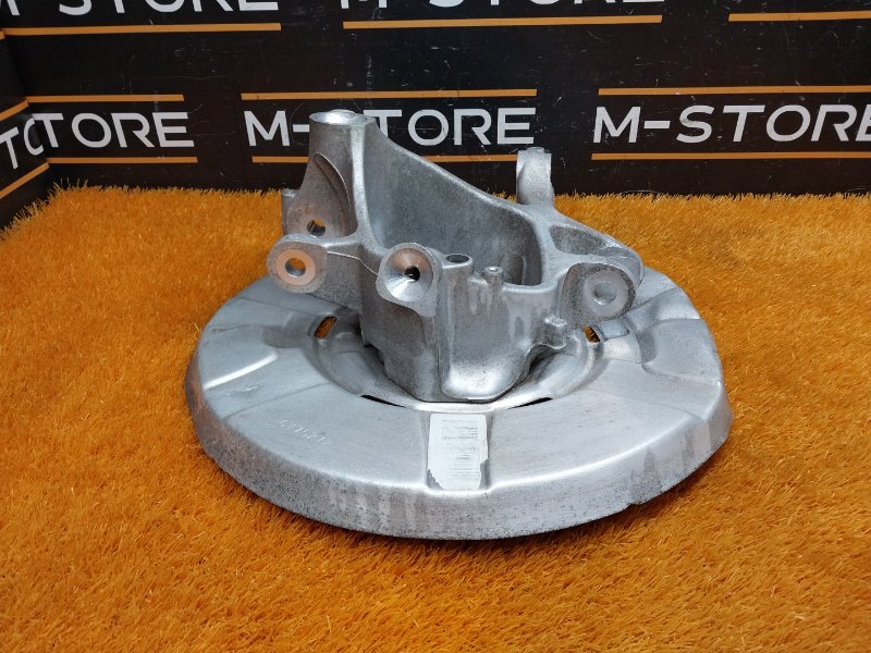 кулак поворотный, 2000 рублей, Красноярск