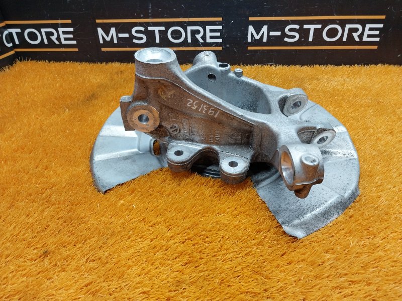 кулак поворотный, 2000 рублей, Красноярск