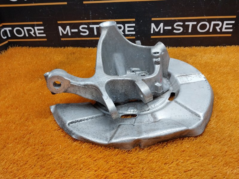 кулак поворотный, 2000 рублей, Красноярск