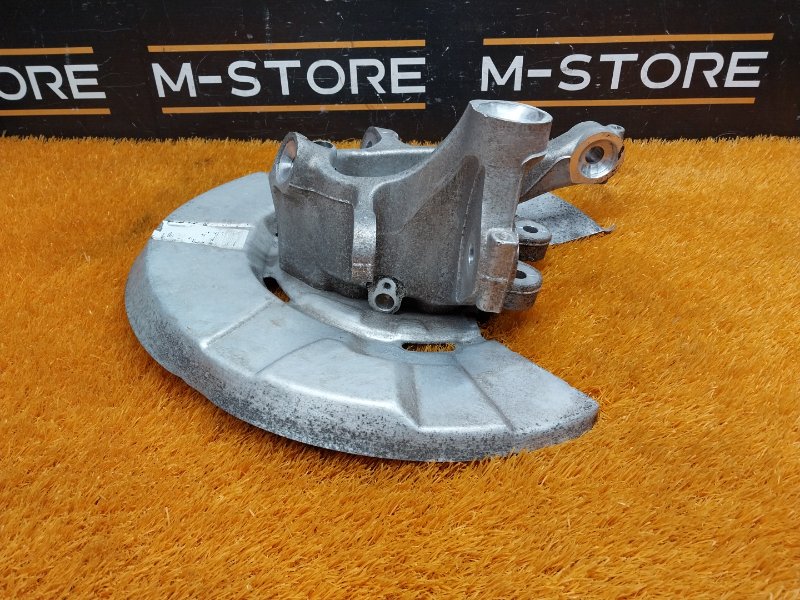 кулак поворотный, 2000 рублей, Красноярск