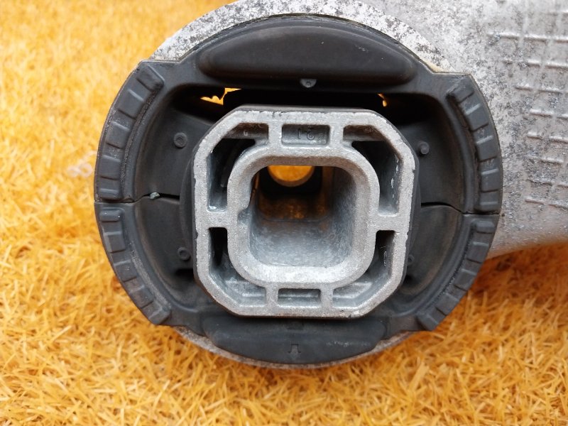 Балка поперечная (подрамник), 2930 рублей, Красноярск