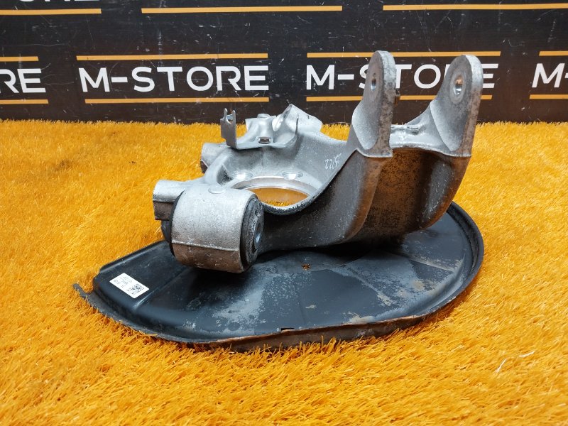 кулак поворотный, 2000 рублей, Красноярск