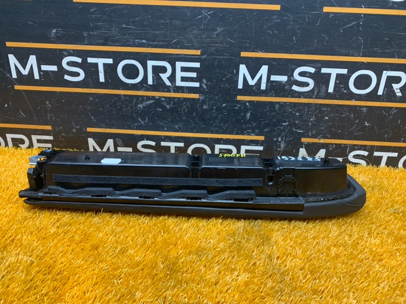 Подлокотник двери, 860 рублей, Красноярск