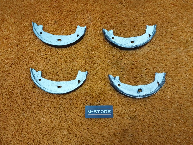 Колодки ручника, 500 рублей, Красноярск