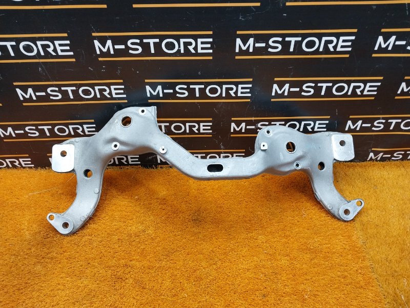 Балка поперечная (подрамник), 1000 рублей, Красноярск