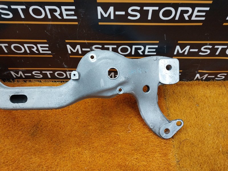 Балка поперечная (подрамник), 1000 рублей, Красноярск