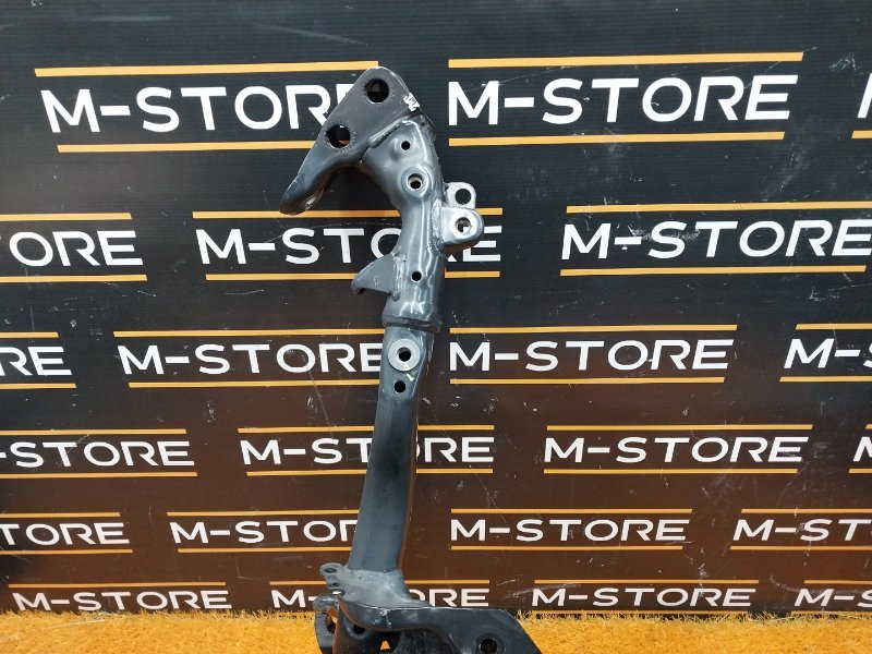 Балка поперечная (подрамник), 7000 рублей, Красноярск