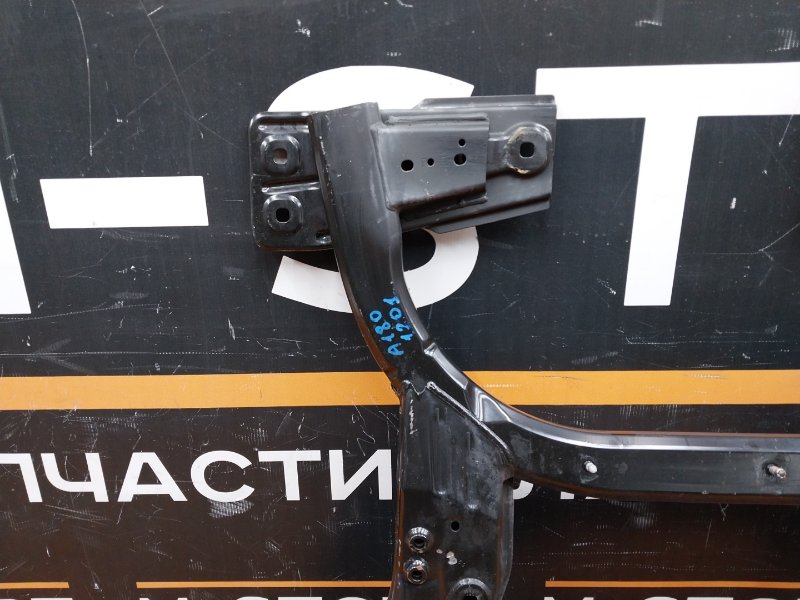 Балка поперечная (подрамник), 9000 рублей, Красноярск