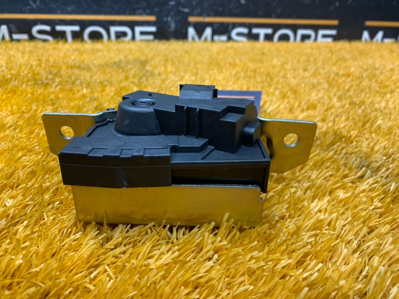 замок багажника, 3120 рублей, Красноярск